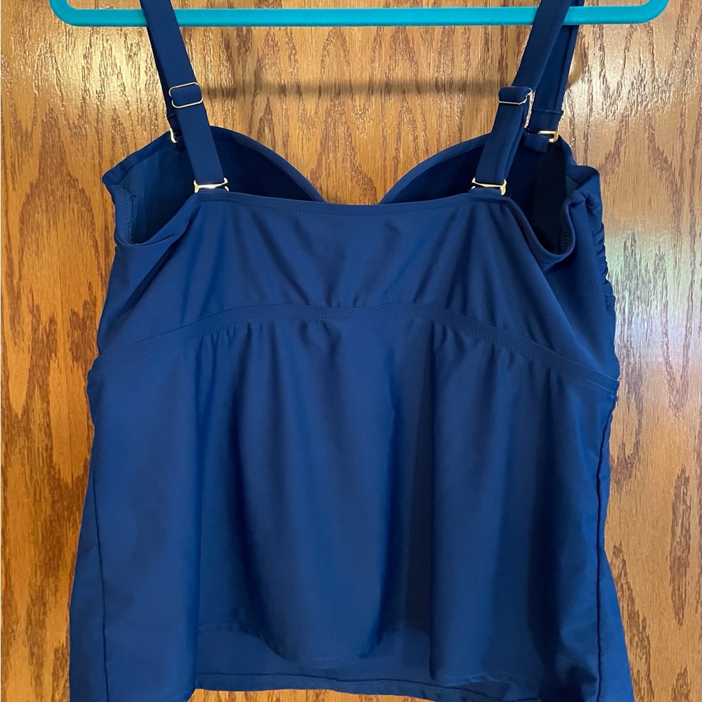 Catalina Elegant Navy Blue Swimsuit Top 2x - Picture 3 of 6
